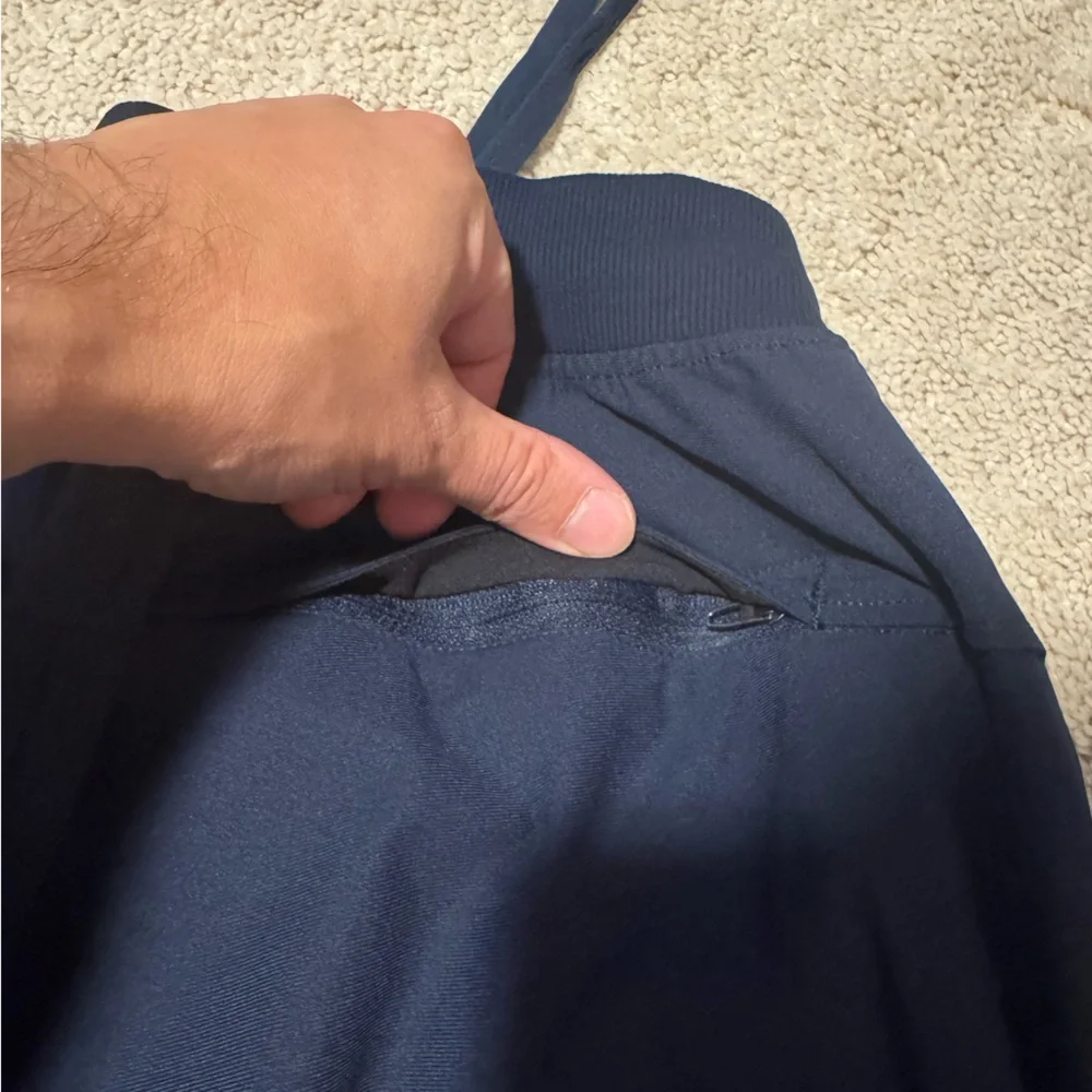 Lululemon ABC joggers - Navy - Picture 4 of 5